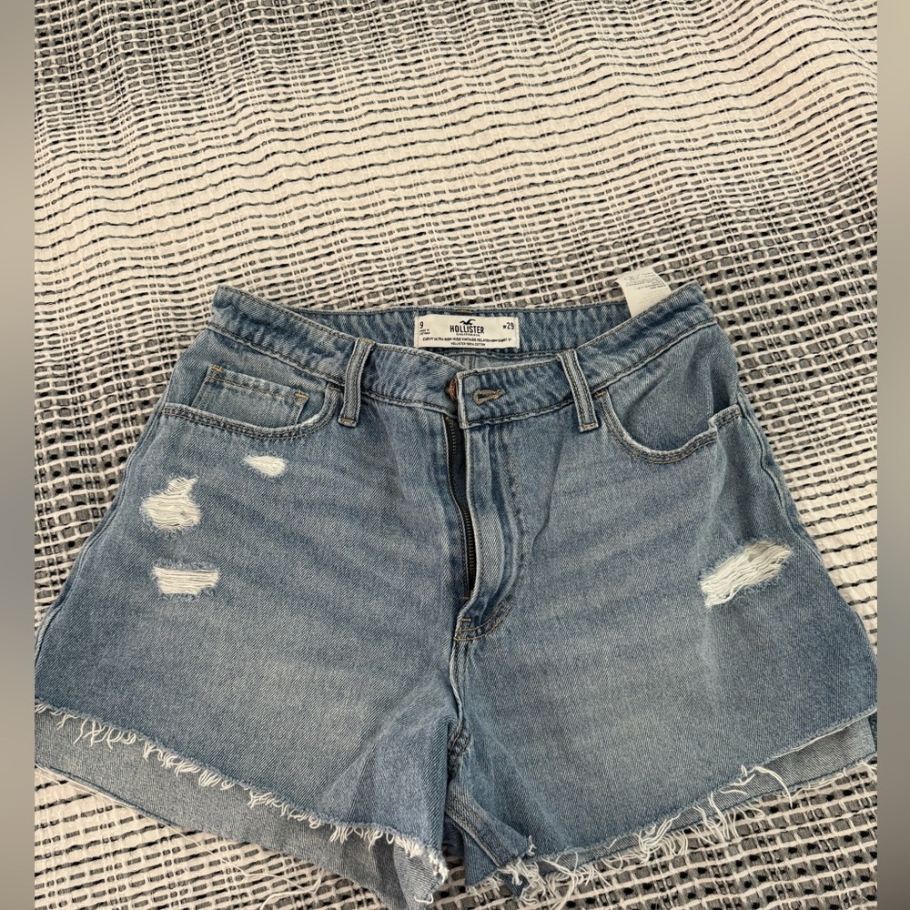 Hollister shorts